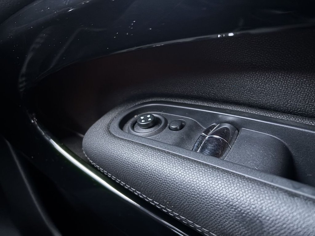 Used MINI Cooper 2015 for sale - 77369176: Photo 12