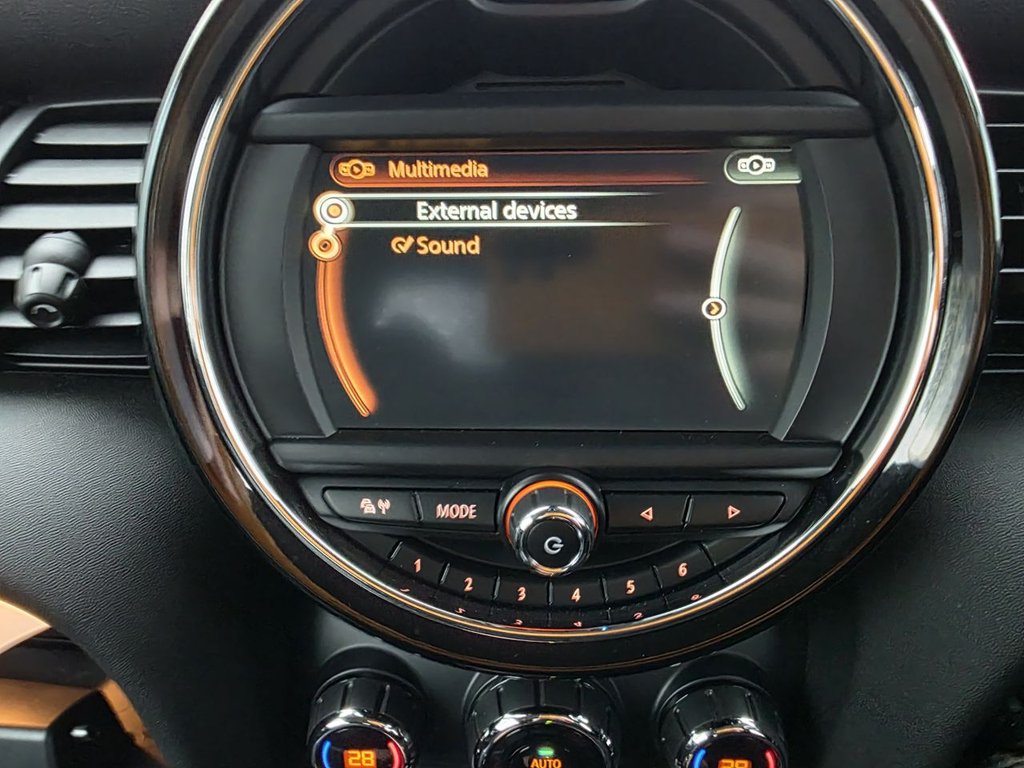 Used MINI Hatch 2018 for sale - 76535676: Photo 16