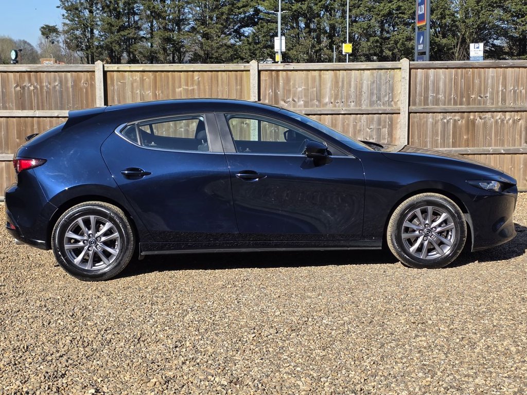 Used Mazda Mazda3 2022 for sale - 77936363: Photo 7