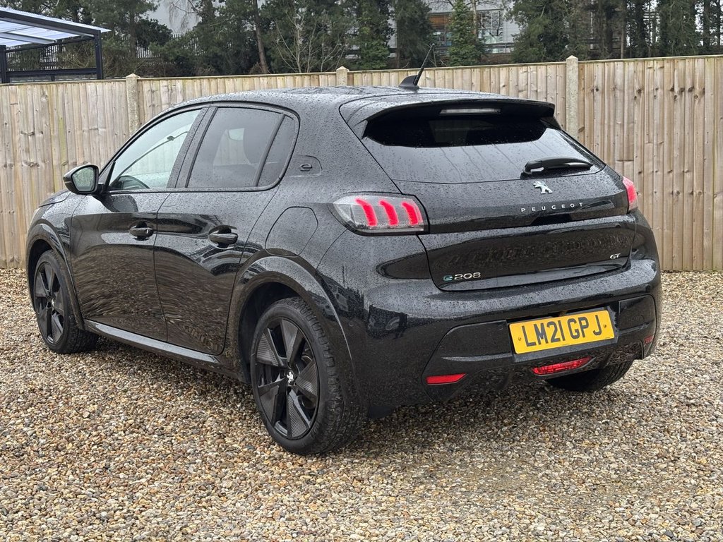 Used Peugeot 208 2021 for sale - 77792390: Photo 3