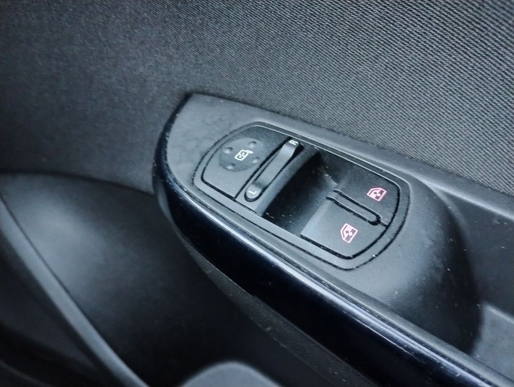 Used Vauxhall Corsa 2018 for sale - 76654785: Photo 20