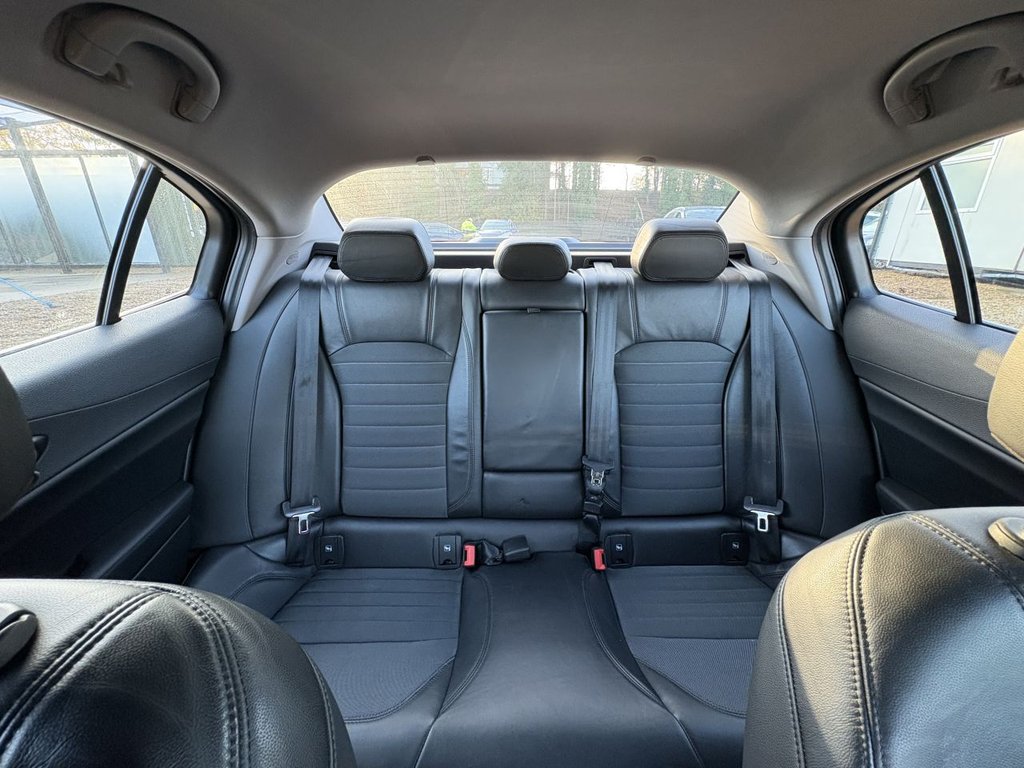 Used Alfa Romeo Giulia 2018 for sale - 76710771: Photo 10