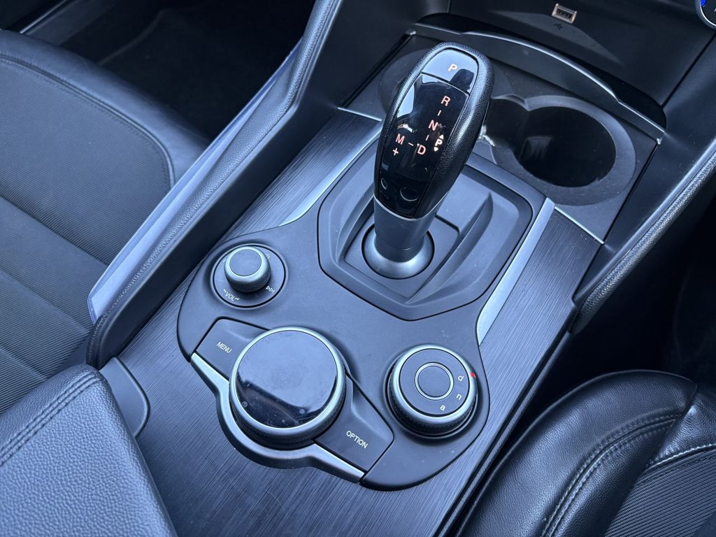 Used Alfa Romeo Giulia 2018 for sale - 76710771: Photo 18