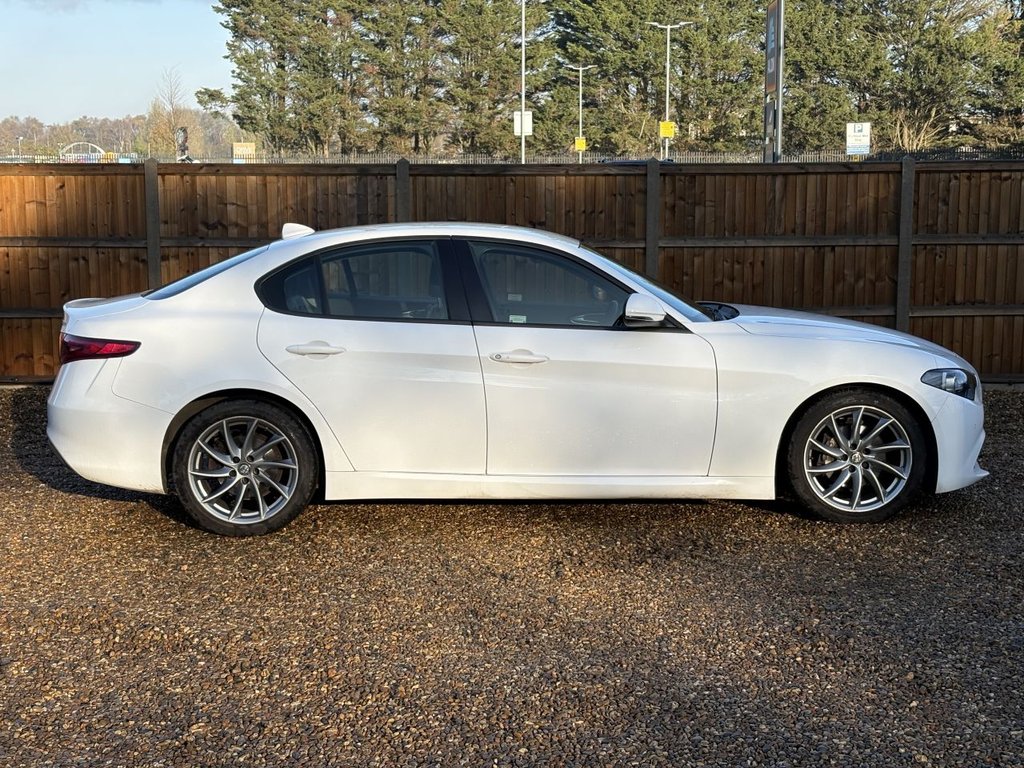 Used Alfa Romeo Giulia 2018 for sale - 76710771: Photo 6