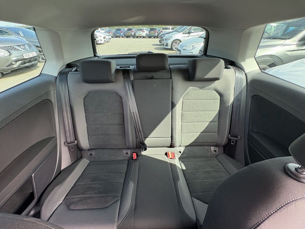 Used Volkswagen Golf 2019 for sale - 76147592: Photo 10