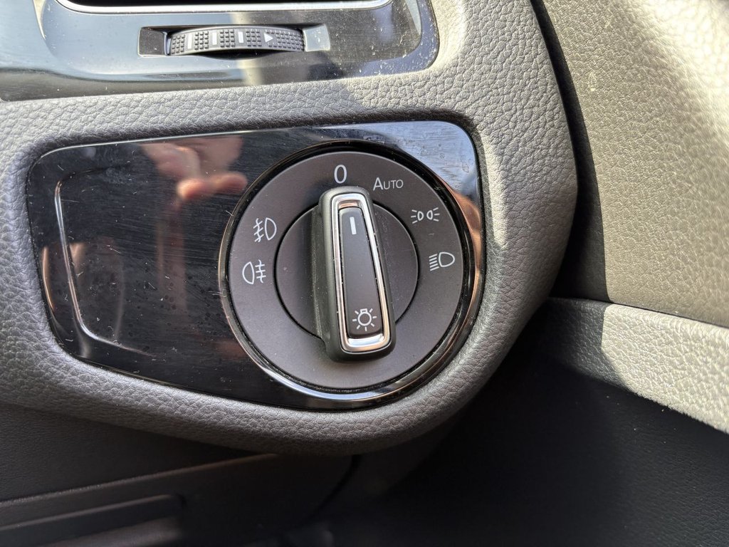 Used Volkswagen Golf 2019 for sale - 76147592: Photo 14