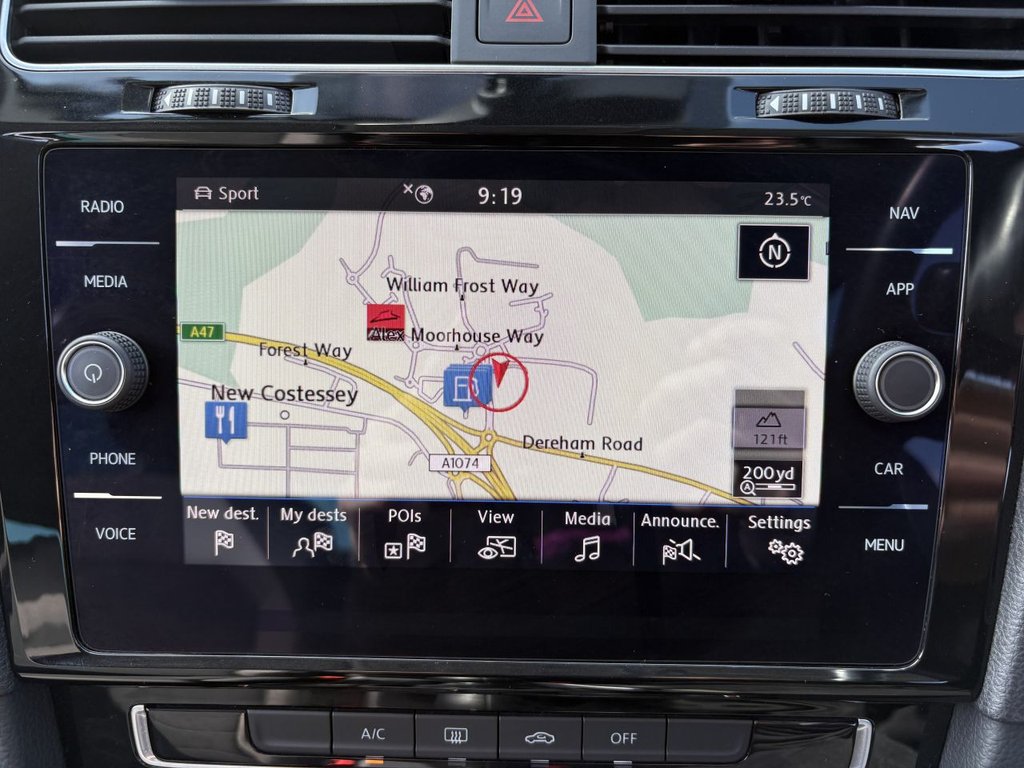 Used Volkswagen Golf 2019 for sale - 76147592: Photo 21