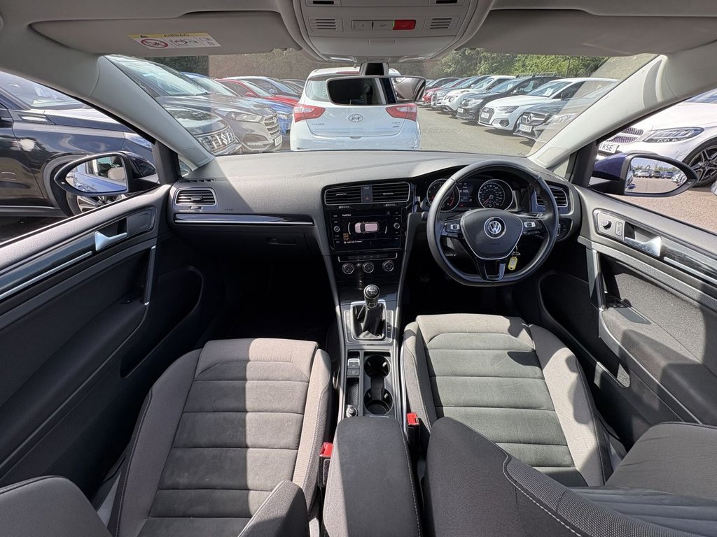Used Volkswagen Golf 2019 for sale - 76147592: Photo 9