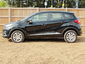 Used Renault Captur 2016 for sale - 75122384: Photo