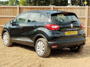 Used Renault Captur 2016 for sale - 75122384: Photo