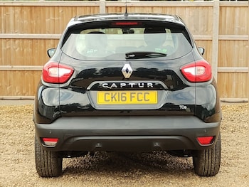 Used Renault Captur 2016 for sale - 75122384: Photo