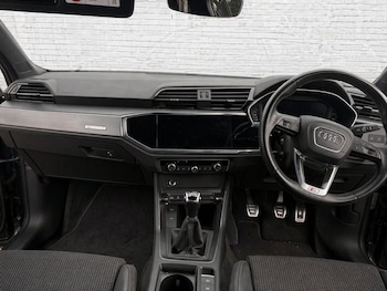 Used Audi Q3 2021 for sale - 78329985: Photo