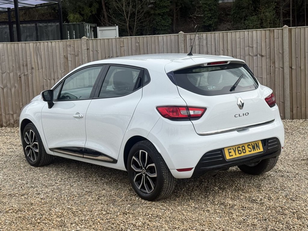Used Renault Clio 2018 for sale - 78200434: Photo 3