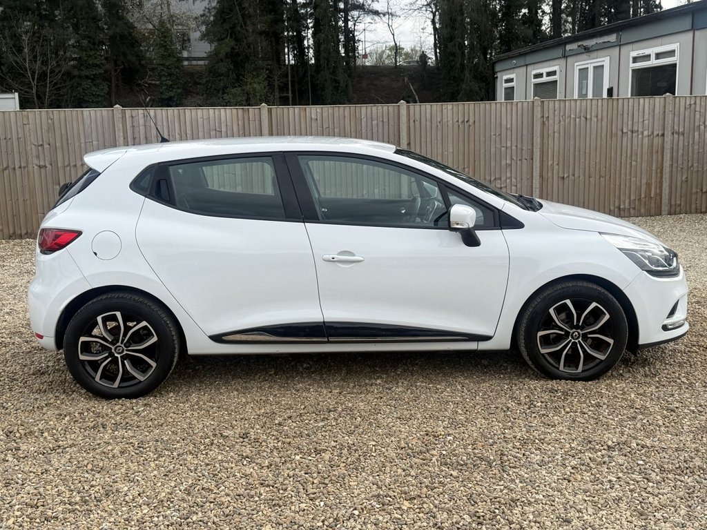 Used Renault Clio 2018 for sale - 78200434: Photo 6
