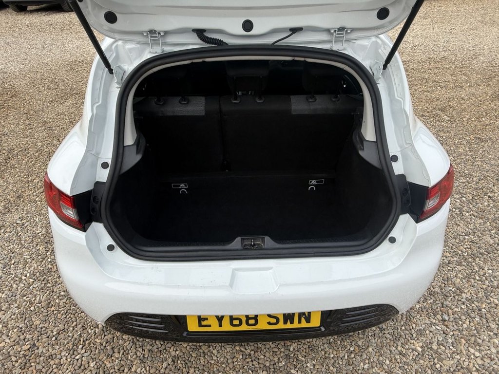 Used Renault Clio 2018 for sale - 78200434: Photo 9