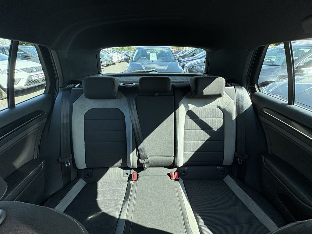 Used Volkswagen Golf 2015 for sale - 76698387: Photo 10