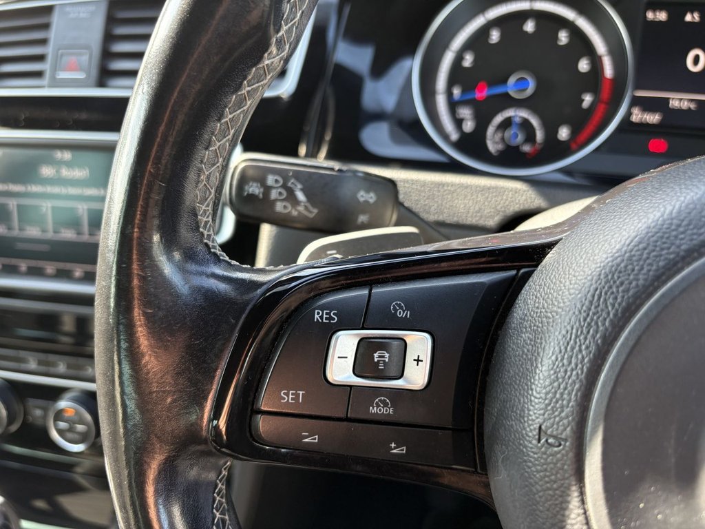 Used Volkswagen Golf 2015 for sale - 76698387: Photo 16