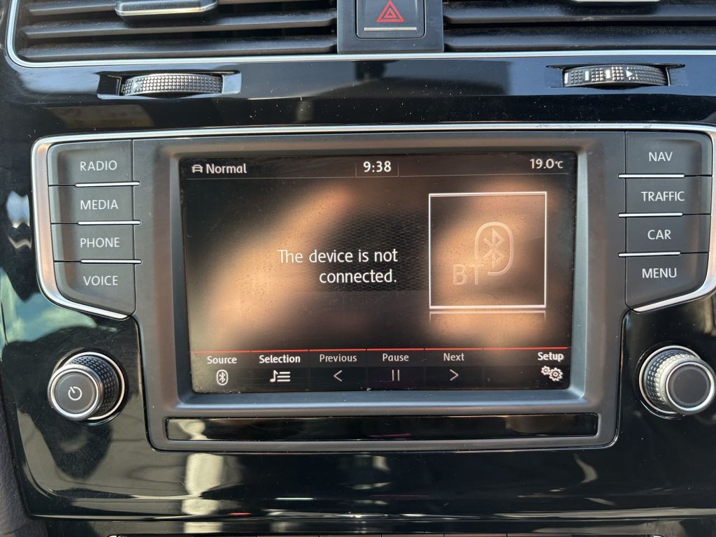 Used Volkswagen Golf 2015 for sale - 76698387: Photo 21