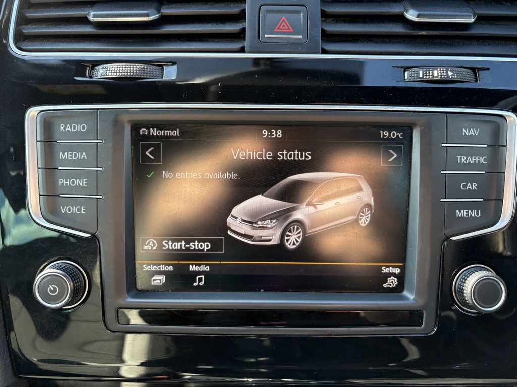 Used Volkswagen Golf 2015 for sale - 76698387: Photo 23