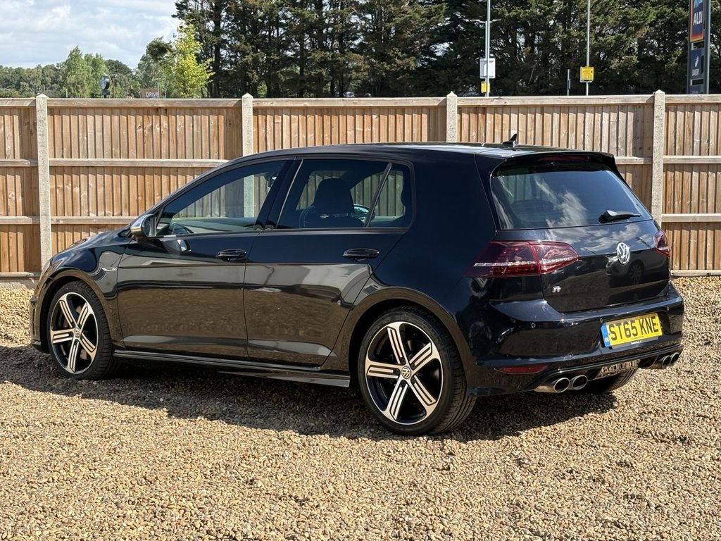 Used Volkswagen Golf 2015 for sale - 76698387: Photo 3
