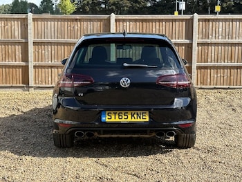 Used Volkswagen Golf 2015 for sale - 76698387: Photo