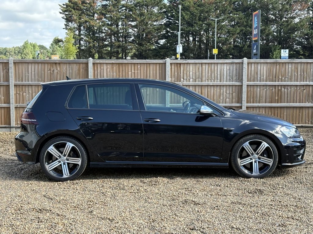 Used Volkswagen Golf 2015 for sale - 76698387: Photo 6