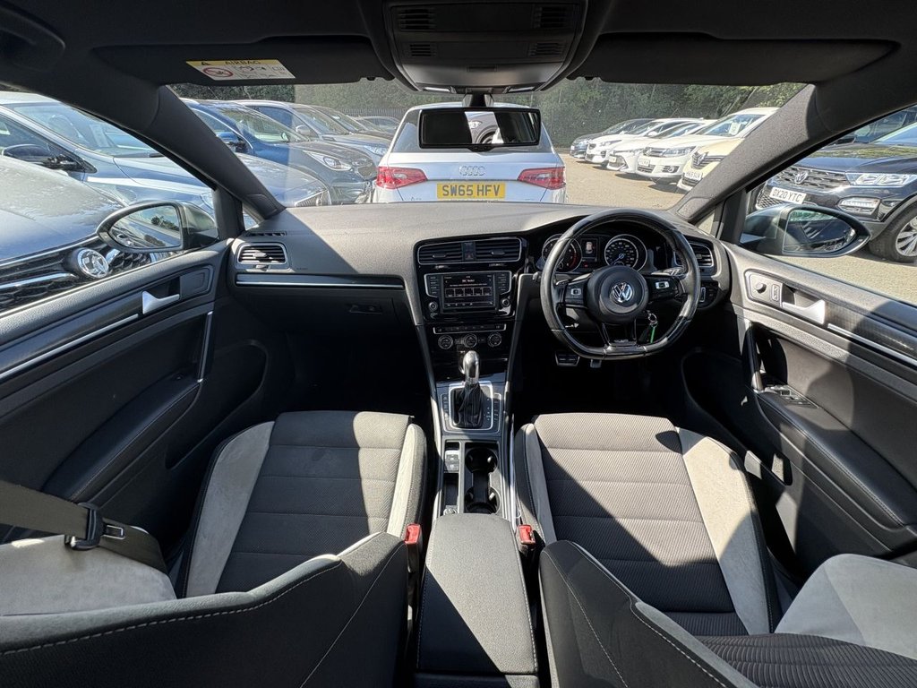 Used Volkswagen Golf 2015 for sale - 76698387: Photo 9