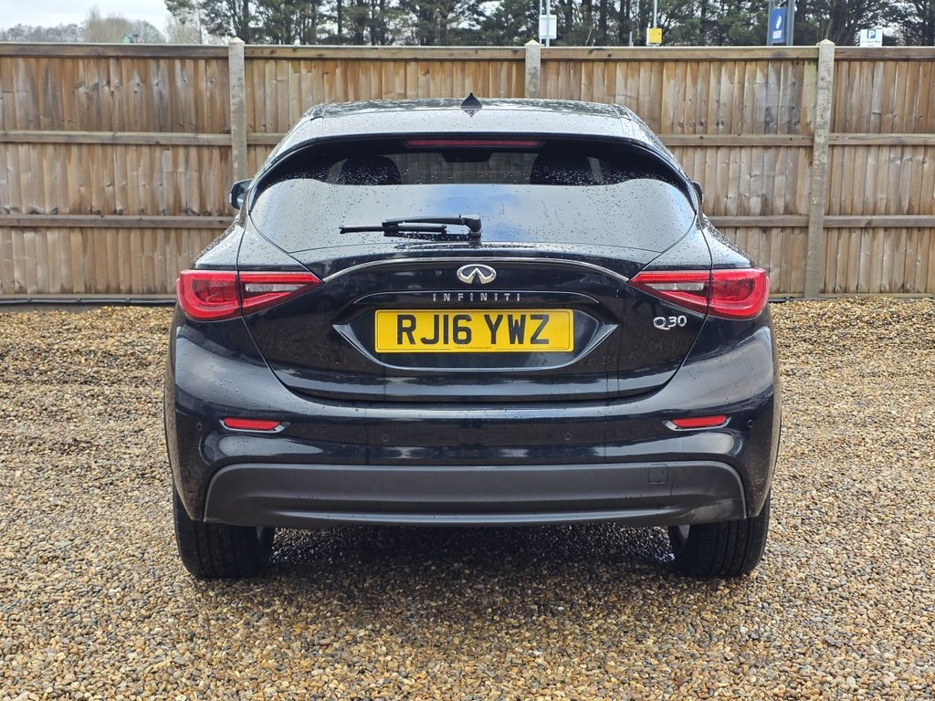 Used Infiniti Q30 2016 for sale - 77241521: Photo 4