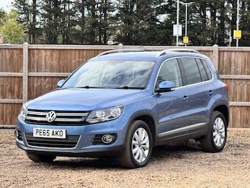 Volkswagen - Tiguan