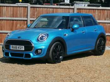 Used MINI Hatch 2018 for sale - 75384233: Photo