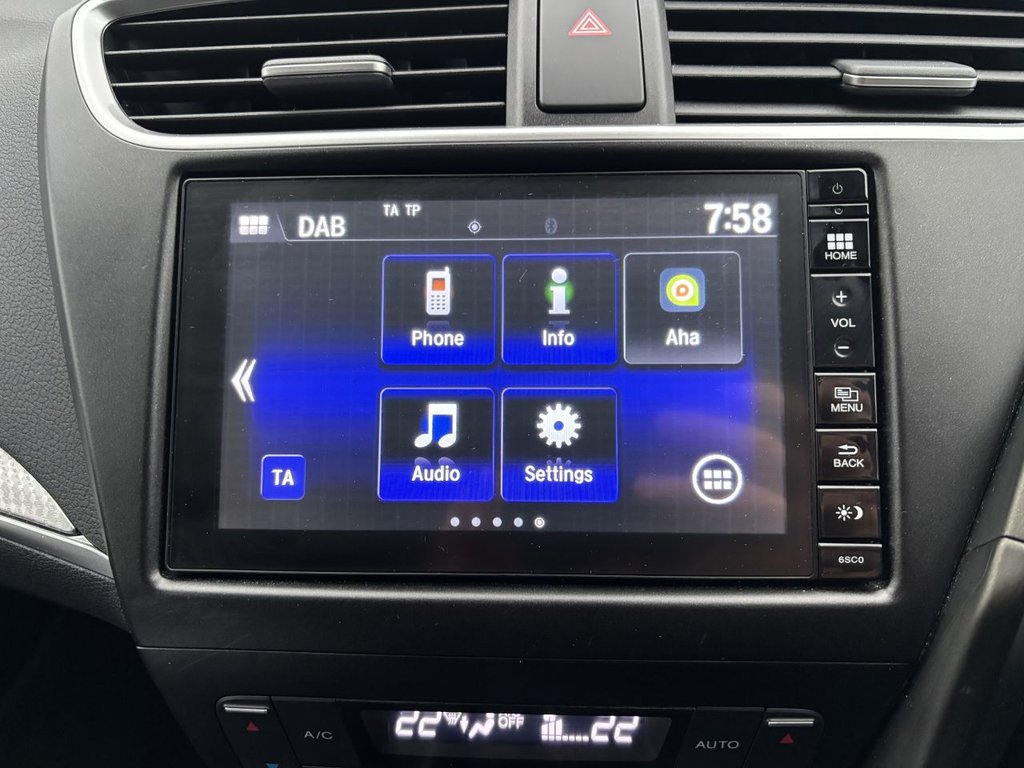 Used Honda Civic 2015 for sale - 76711621: Photo 16