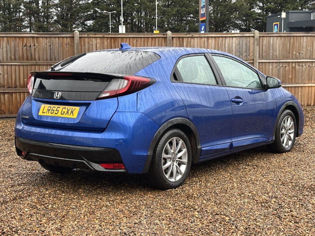 Used Honda Civic 2015 for sale - 76711621: Photo 5