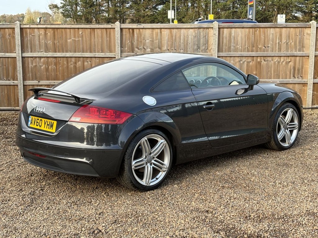 Used Audi TT 2011 for sale - 76558549: Photo 5