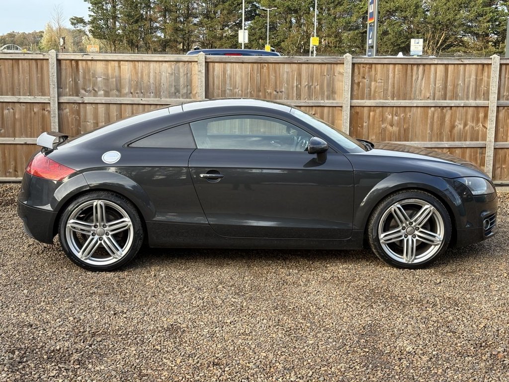 Used Audi TT 2011 for sale - 76558549: Photo 6