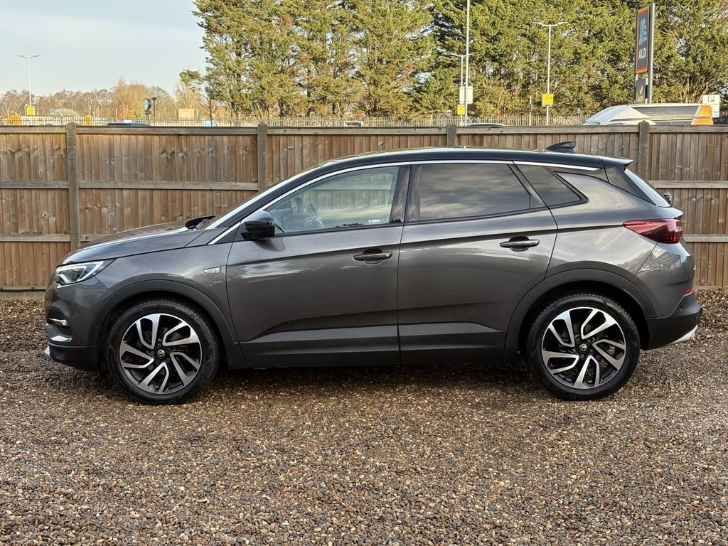 Used Vauxhall Grandland X 2018 for sale - 76909749: Photo 2
