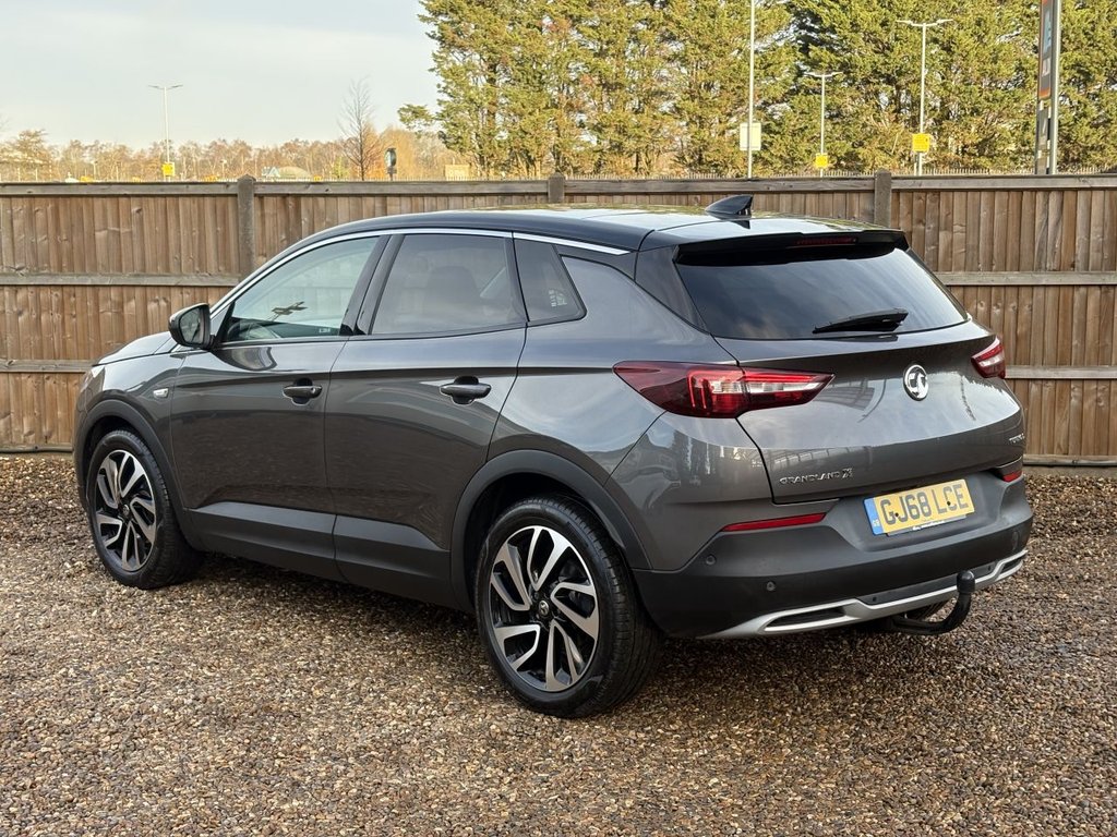 Used Vauxhall Grandland X 2018 for sale - 76909749: Photo 3