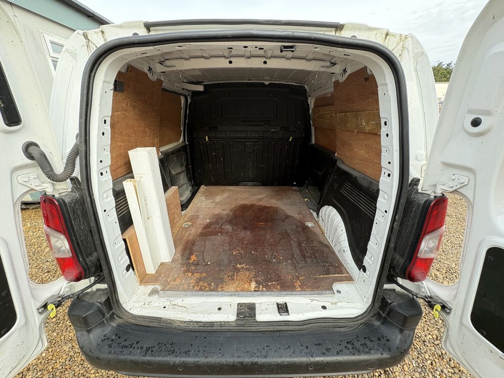 Used Peugeot Partner 2020 for sale - 76481699: Photo 12