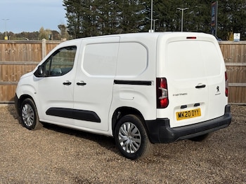 Used Peugeot Partner 2020 for sale - 76481699: Photo