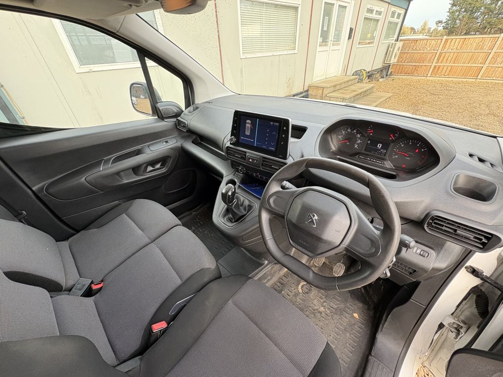 Used Peugeot Partner 2020 for sale - 76481699: Photo 9