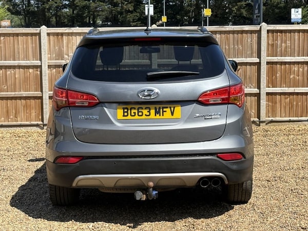 Used Hyundai Santa Fe 2014 for sale - 76162921: Photo 4
