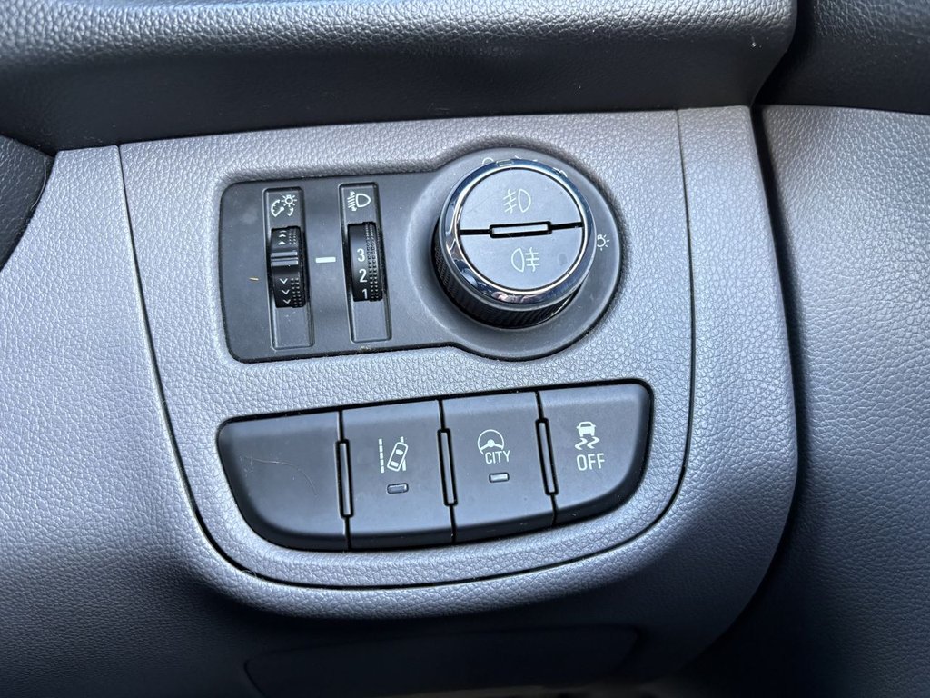 Used Vauxhall Viva 2016 for sale - 76820202: Photo 13