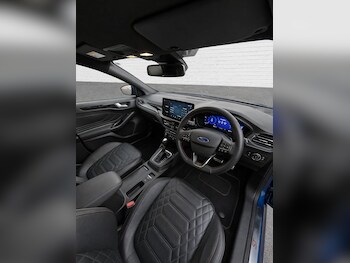 Used Ford Focus 2023 for sale - 78330437: Photo