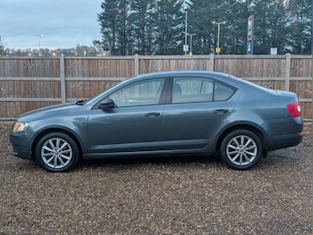Used Skoda Octavia 2016 for sale - 76909887: Photo