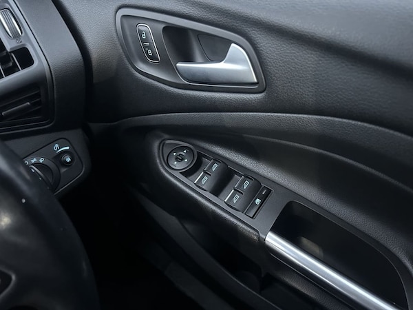 Used Ford Kuga 2017 for sale - 76291071: Photo 16