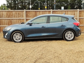 Used Ford Focus 2020 for sale - 75572915: Photo
