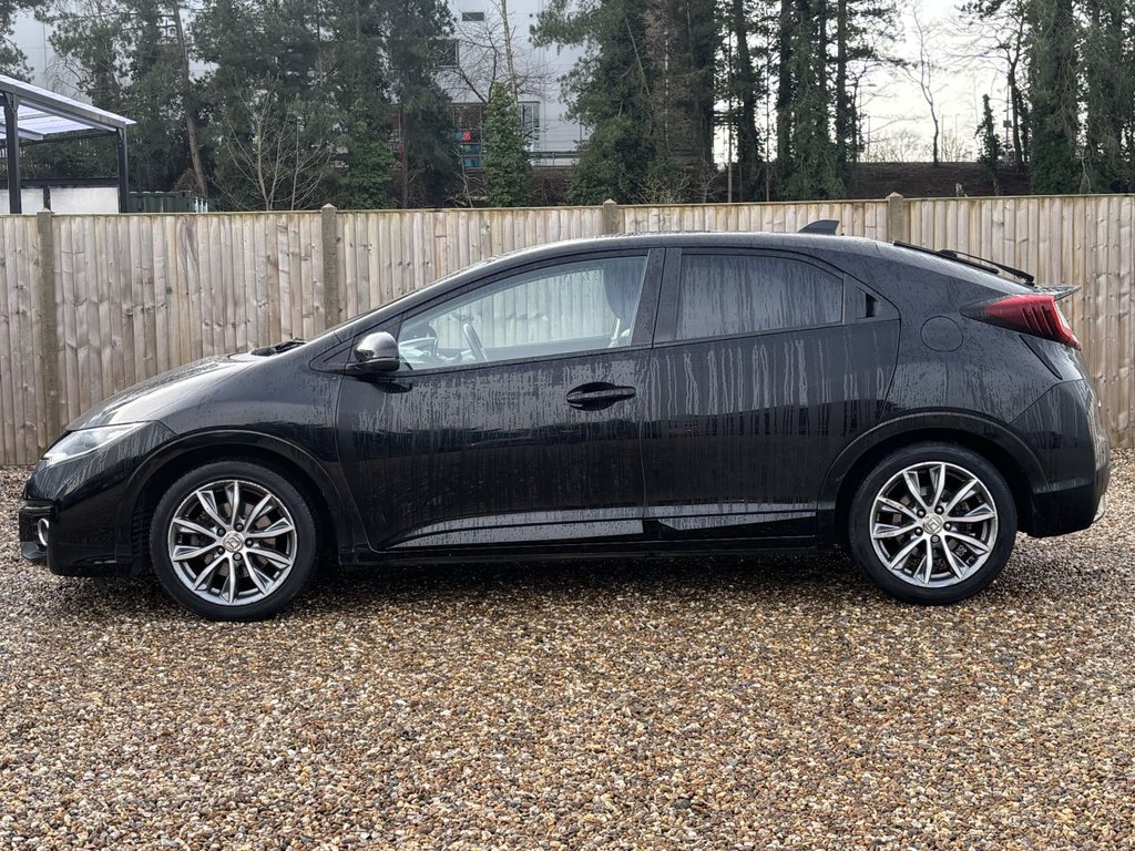 Used Honda Civic 2016 for sale - 77849767: Photo 2