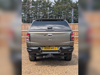 Used Mitsubishi L200 2015 for sale - 75359442: Photo