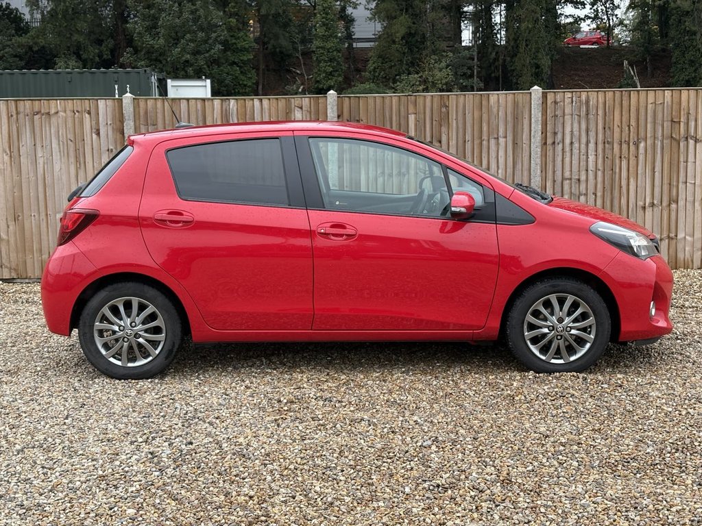 Used Toyota Yaris 2017 for sale - 76345179: Photo 6