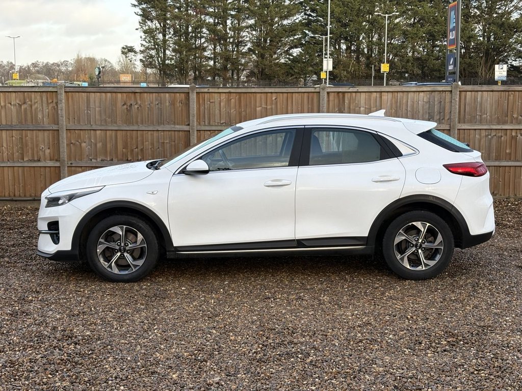 Used Kia XCeed 2020 for sale - 76883259: Photo 2