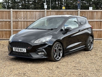 2019 (19) - 1.5 ST-3 3d 198 BHP 3-Door